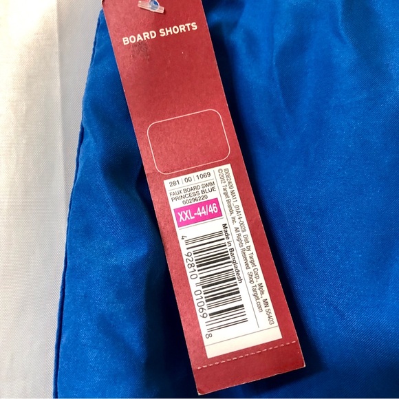 2 Pairs of Men’s Swim/Board Shorts Size: XXL - Picture 4 of 15